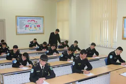 Военные вузы Туркменистана заполнили первые курсы лишь на треть, хотя учёба в них бесплатна